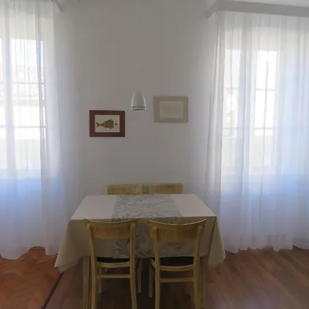 Apartment Lovely In Old Part Of *